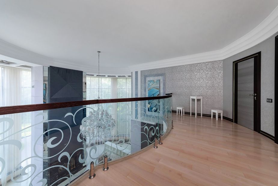 Особняк в КП Монтевиль