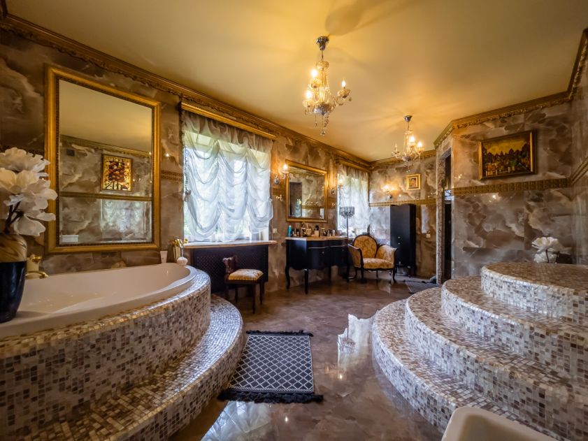 Дом с парком в Поздняково