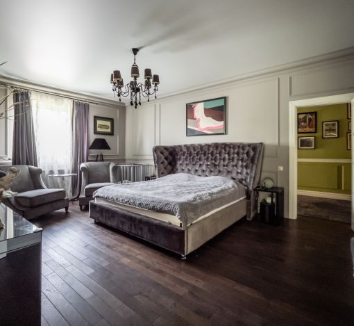 Дом с парком в Поздняково