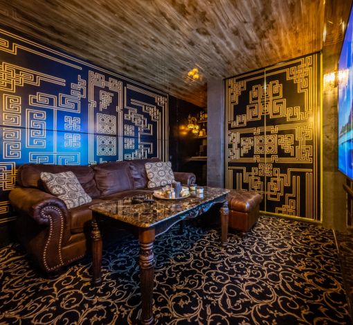 Дом с парком в Поздняково