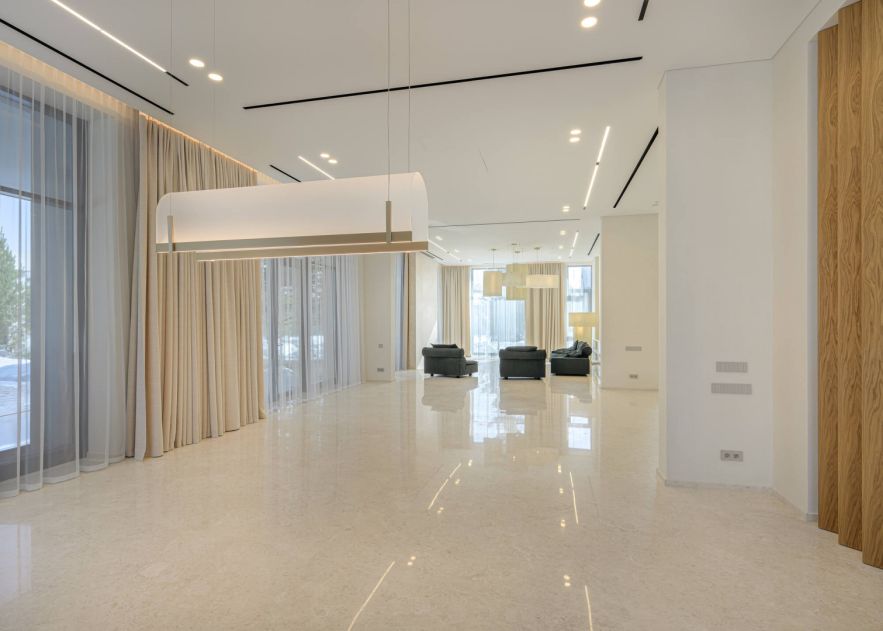 Вилла из мрамора в Николо-Урюпино