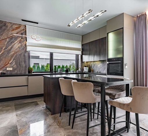 Дом в стиле Райта в Новорижском