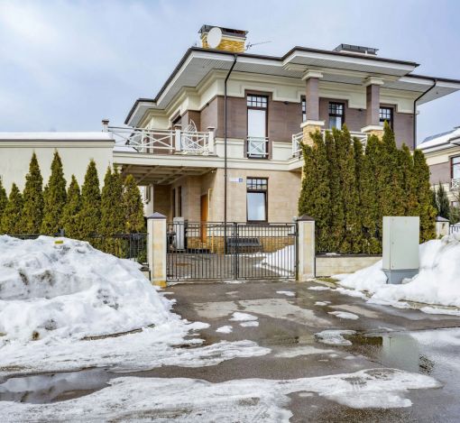 Современный дом в КП Прозорово