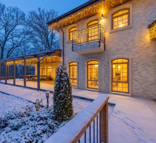 Дом с теннисным котом в СНТ Пламя