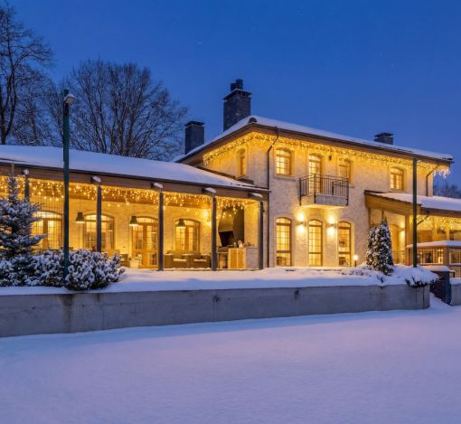 Дом с теннисным котом в СНТ Пламя