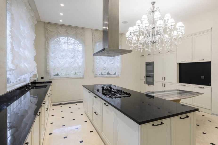 Особняк в КП Петровский парк