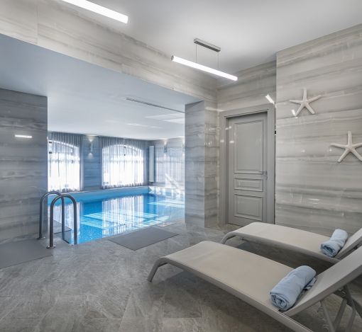 Дом с бассейном в КП Гринфилд