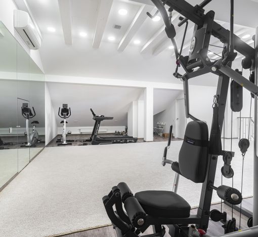 Дом с бассейном в КП Гринфилд