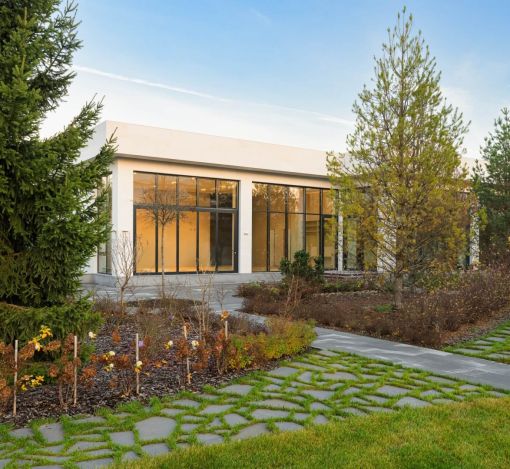 Вилла из мрамора в Николо-Урюпино