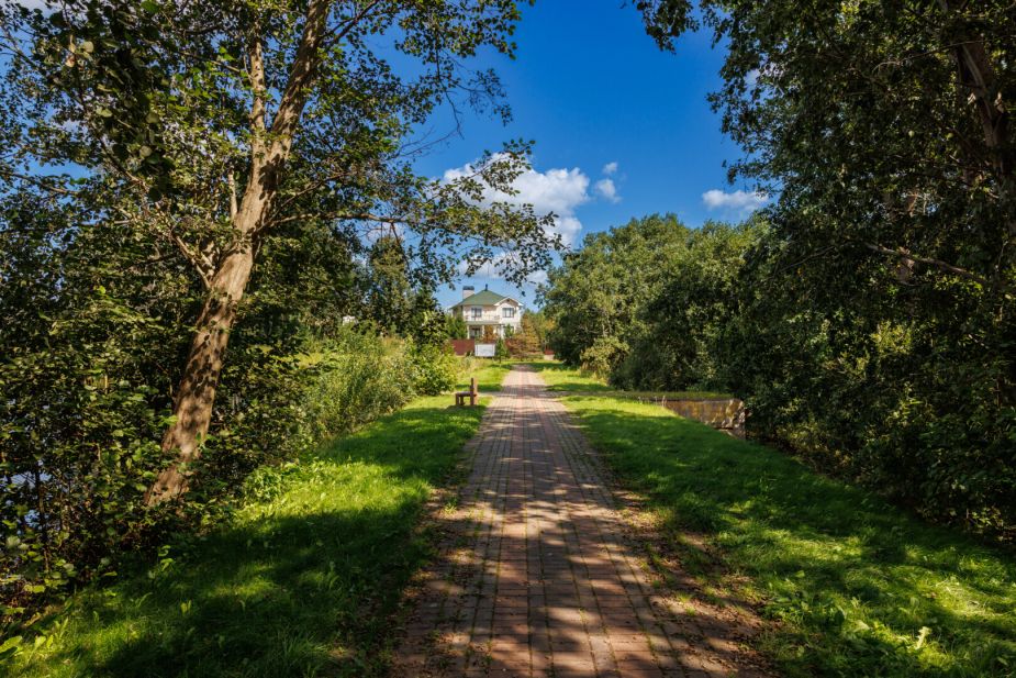 Классический дом в Славково