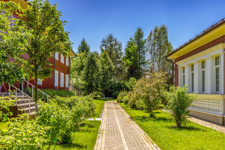 Дом с бассейном в КП ПаркВилл