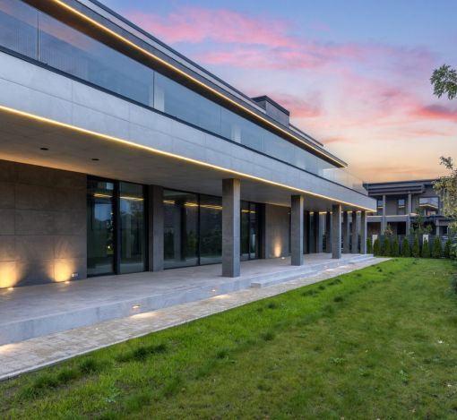 Современный дом в КП Онегино