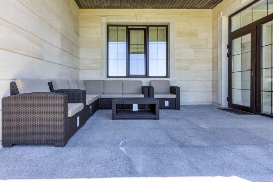 Особняк в кп Шато Соверен