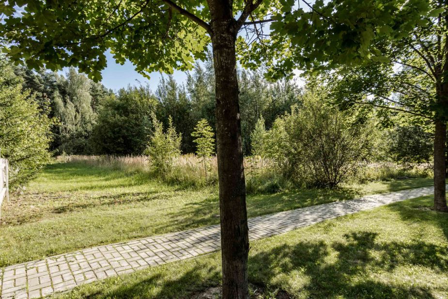 Участок в Резиденции Бенилюкс