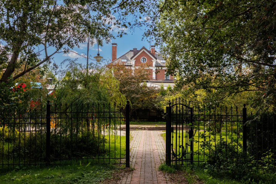 Дом с видом на воду в Славково