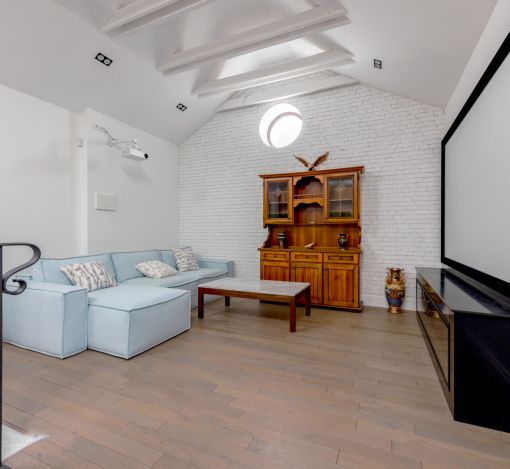 Стильный дом в КП Монтевиль