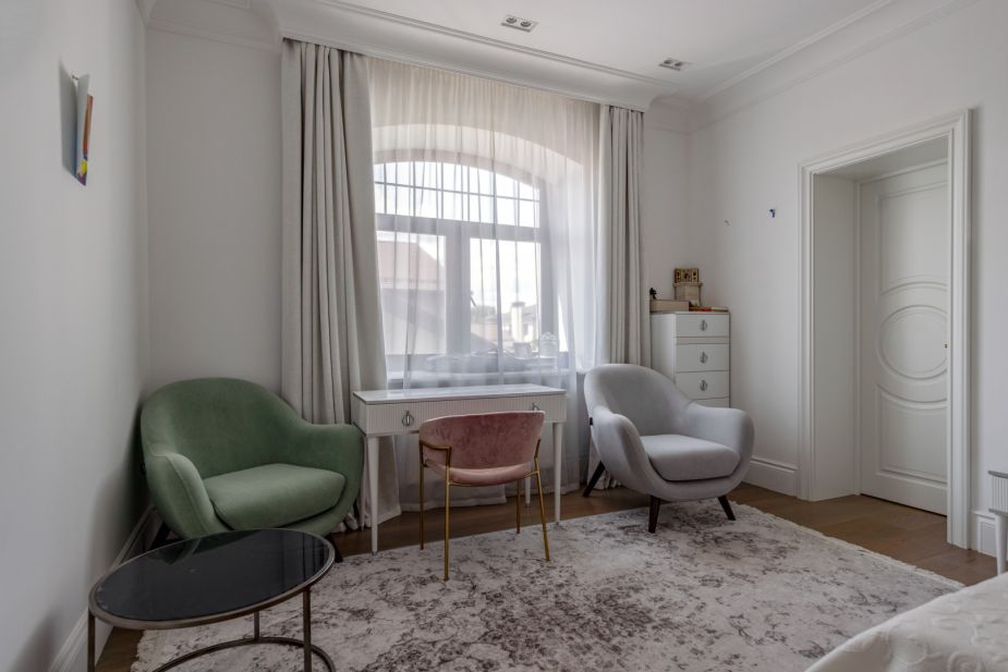 Стильный дом в КП Монтевиль