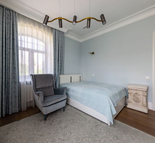 Стильный дом в КП Монтевиль