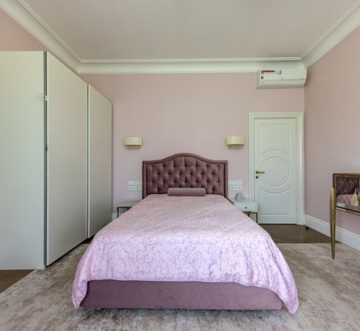 Стильный дом в КП Монтевиль