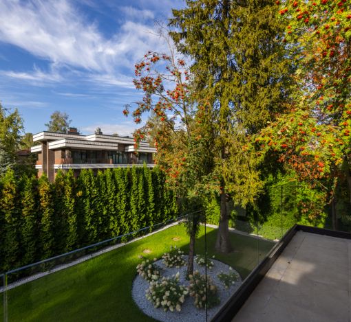 Стильный дом в КП Монтевиль