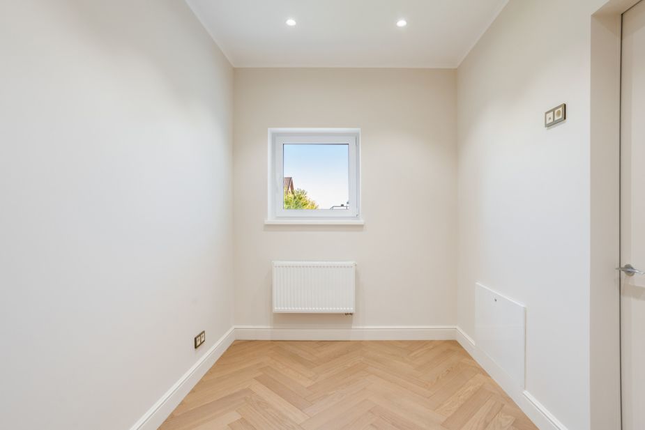 Дом у озера в КП Новорижский