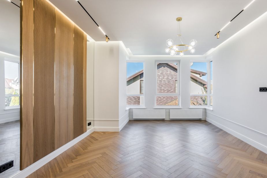 Дом у озера в КП Новорижский