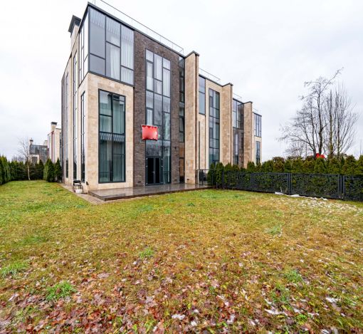 Готовый таунхаус в КП Парк Фонтэ