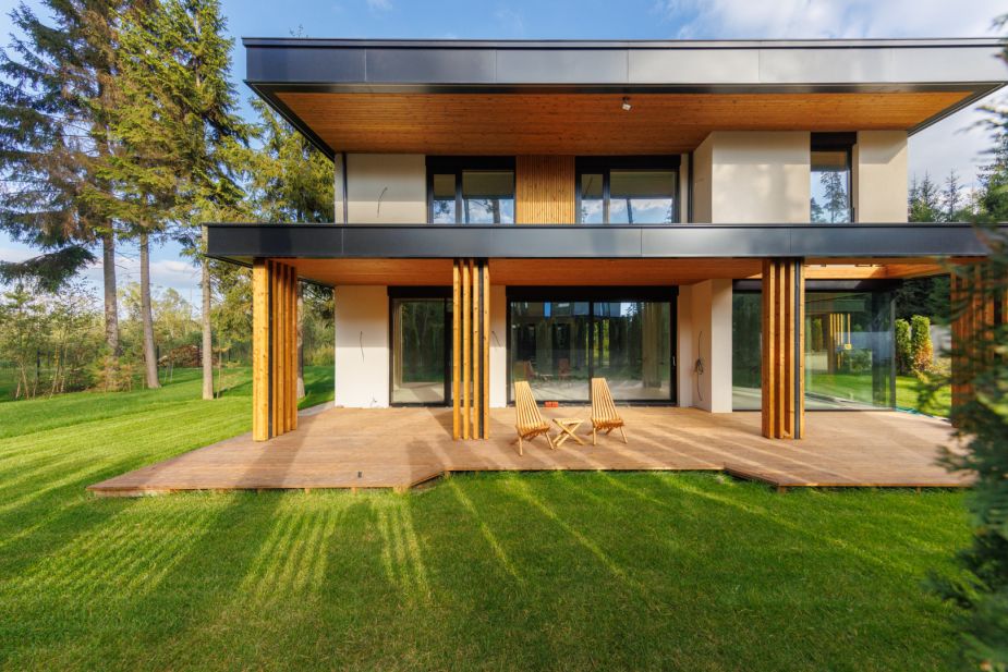 Дом у озера в КП Усадьба