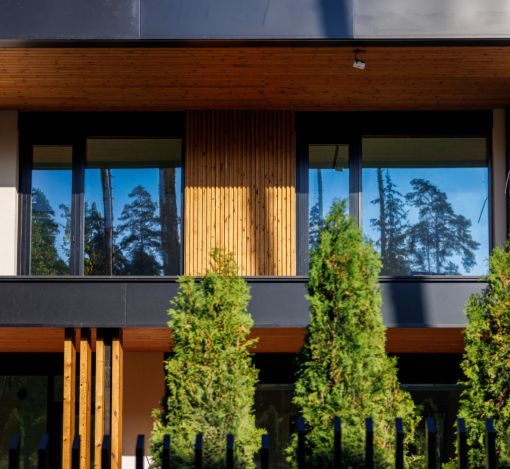 Дом у озера в КП Усадьба