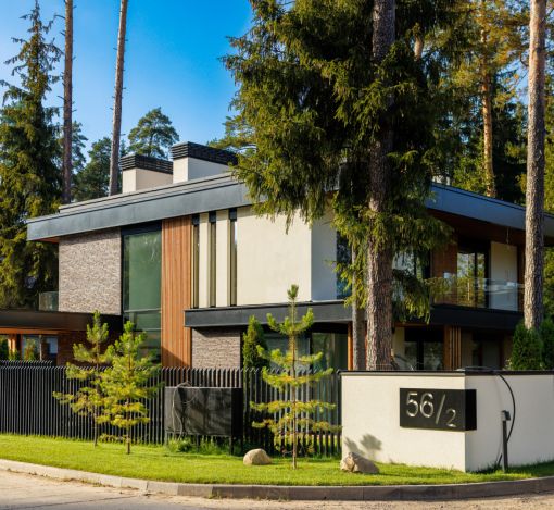 Дом у озера в КП Усадьба