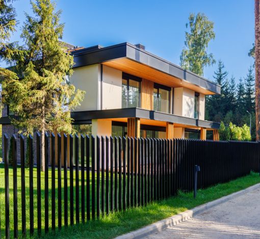 Дом у озера в КП Усадьба