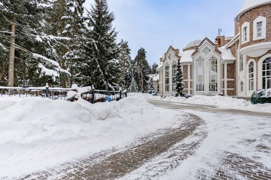 Участок у леса в КП Шервуд