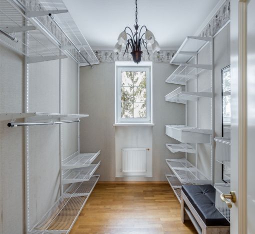 Дом на лесном участке в КП Шервуд