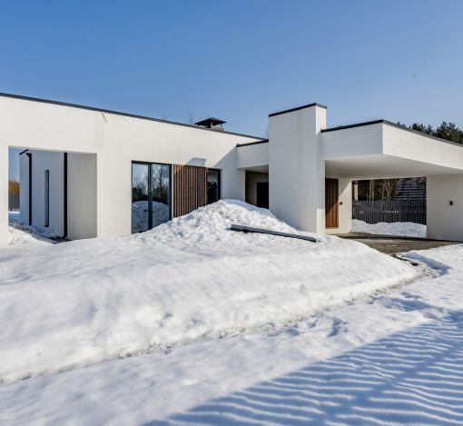 Дом в современном стиле в Исаково