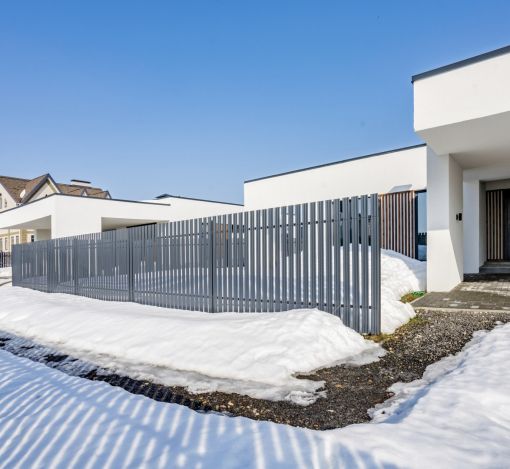 Дом в современном стиле в Исаково