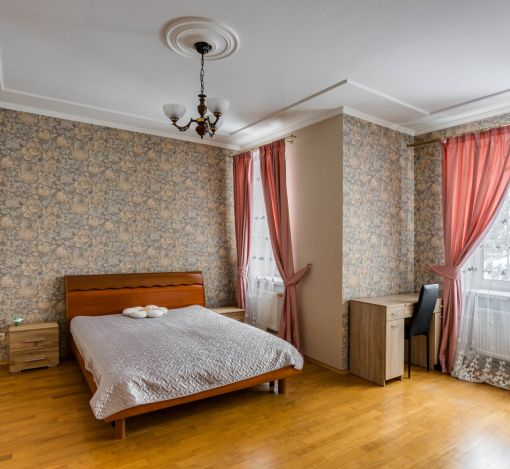 Дом на лесном участке в КП Шервуд