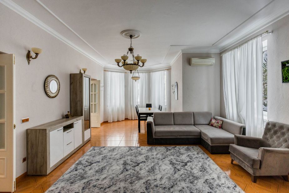 Дом на лесном участке в КП Шервуд