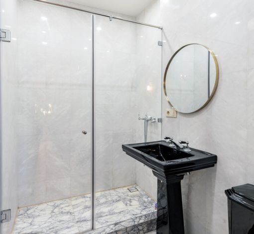 Дом с теннисным котом в СНТ Пламя