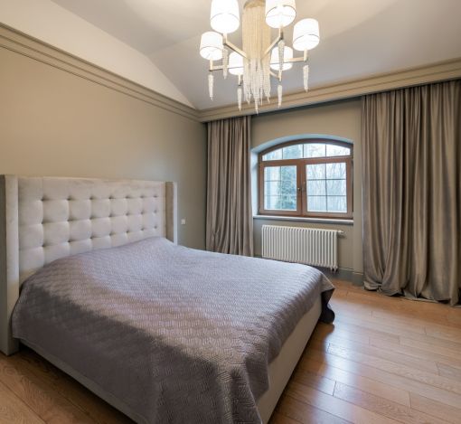 Дом с теннисным котом в СНТ Пламя