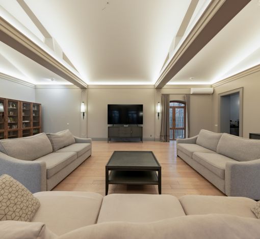 Дом с теннисным котом в СНТ Пламя