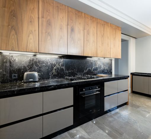 Дом с теннисным котом в СНТ Пламя