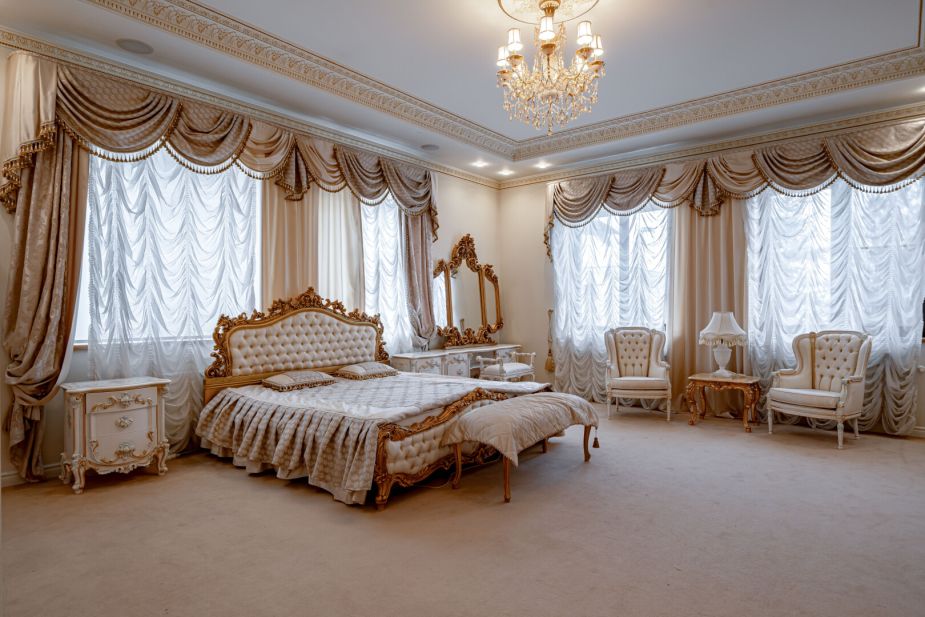 Классический дом в Славково