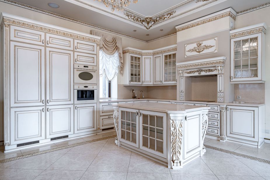 Классический дом в Славково