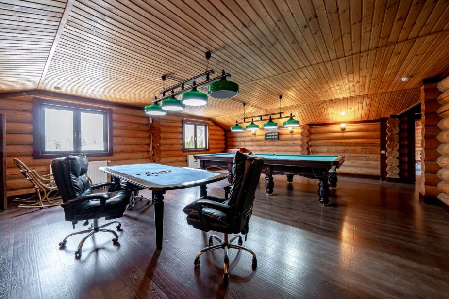 Классический дом в Славково