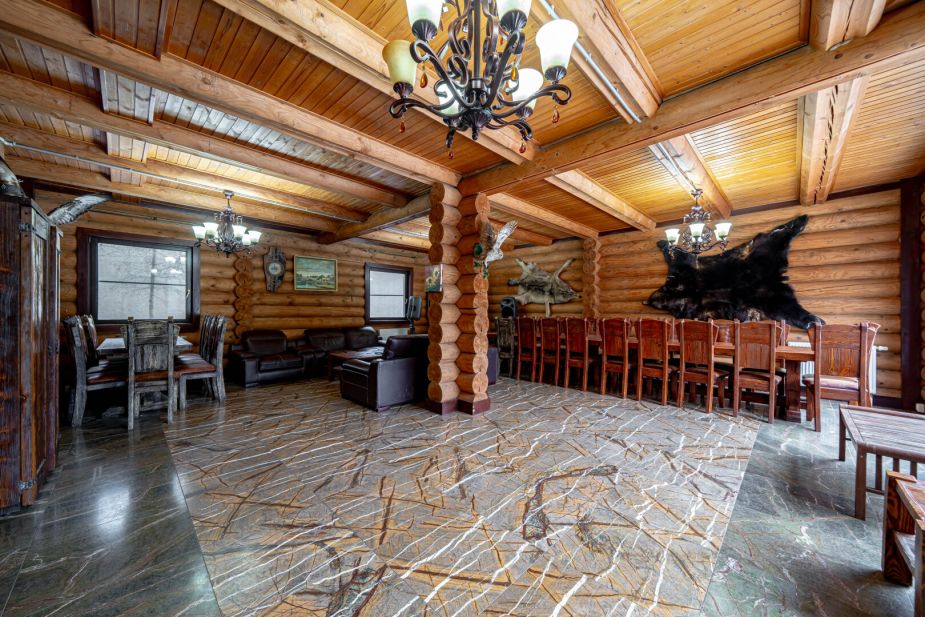 Классический дом в Славково