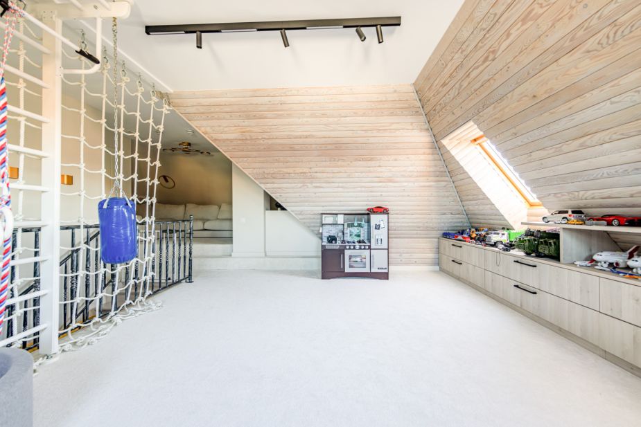 Готовый дом в КП Николина Поляна