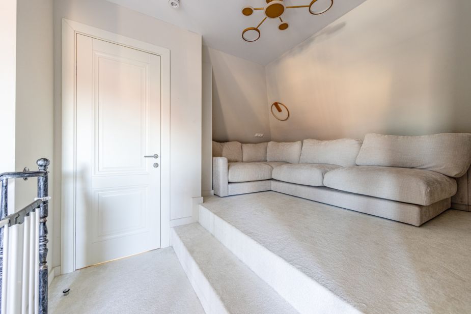 Готовый дом в КП Николина Поляна