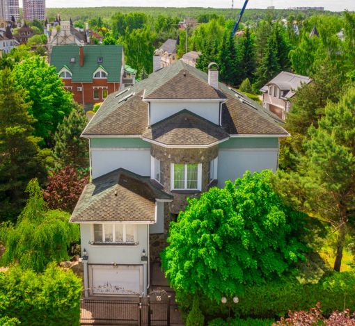 Дом с отделкой в КП Береста