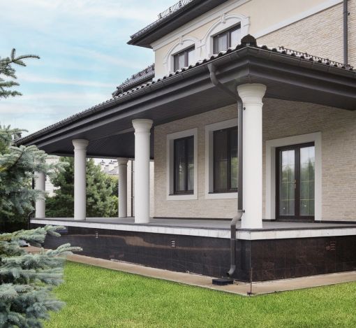 Новый дом у озера КП Гринфилд