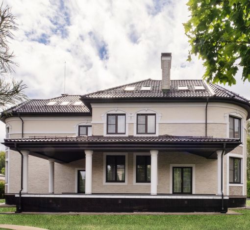 Новый дом у озера КП Гринфилд